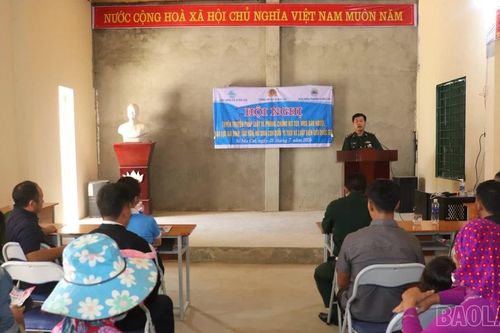 Si Ma Cai tuyên truyền pháp luật cho người dân thôn Cán Cấu