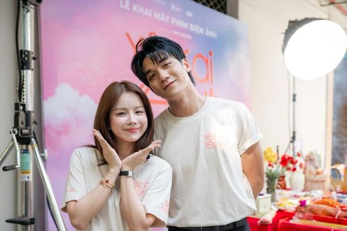 Đỗ Nhật Hoàng chính thức trở lại sau 'Mưa đỏ', sánh đôi cùng 'chị đẹp' Mie