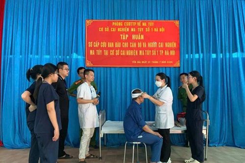Ký kết phối hợp nâng cao chất lượng chăm sóc sức khỏe người cai nghiện