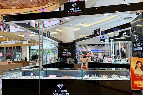 Cửa hàng kim cương TP.HCM đóng hàng loạt, thị trường Hà Nội ra sao?