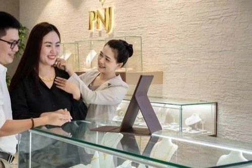 Thế khó của PNJ trong cơn khủng hoảng thanh khoản