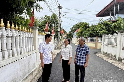 Tận tâm với công việc, hết lòng vì Nhân dân