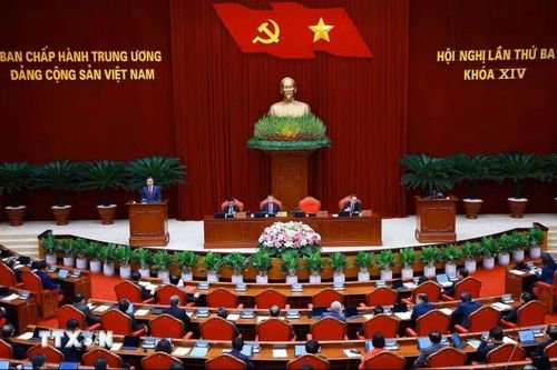 Thông cáo báo chí về ngày làm việc thứ ba Hội nghị lần thứ ba Ban Chấp hành Trung ương Đảng khóa XIV