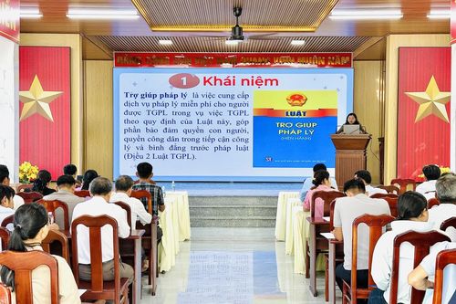 Xã Nam Cam Ranh: Hơn 50 hòa giải viên được tập huấn nâng cao kiến thức, kỹ năng
