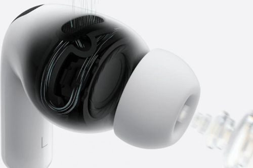 AirPods Pro 3 và công nghệ Spatial Audio: Trải nghiệm rạp phim thu nhỏ có thực sự đột phá?