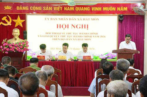 Tăng cường đối thoại để gỡ khó về thủ tục hành chính
