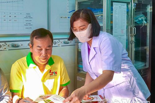 Ðẩy mạnh truyền thông y tế