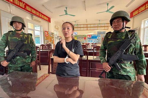 'Nữ quái' bị tuyên 11 năm tù bỏ trốn sang Lào khi đang hoãn thi hành án