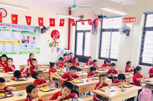 Hà Nội: Thống nhất quy trình tổ chức bữa ăn bán trú tại các cơ sở giáo dục