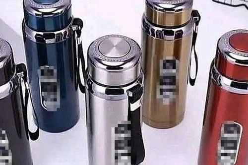 Bình giữ nhiệt giá rẻ tràn ngập chợ mạng: Đừng chỉ tin vào quảng cáo là 'inox 304'