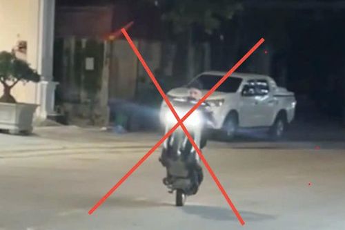 Tịch thu phương tiện, phạt tiền thanh niên 'bốc đầu' xe máy