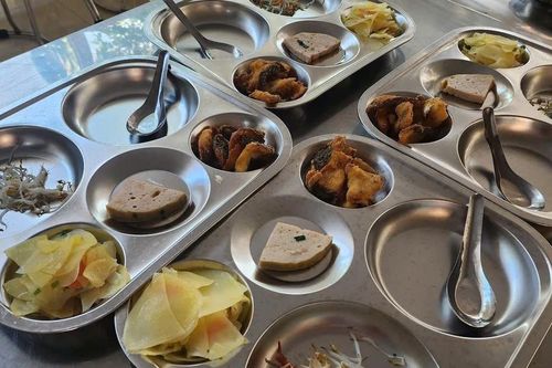 Hà Nội truy xuất nguồn gốc toàn bộ thực phẩm phục vụ bữa ăn bán trú