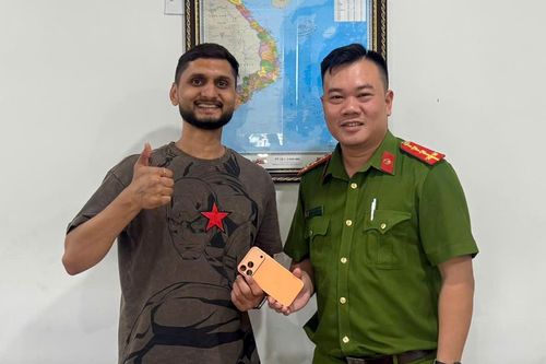 Hỗ trợ tìm tài sản thất lạc cho du khách nước ngoài