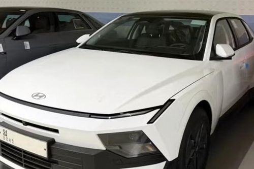 Hyundai Elantra 2027 bản tiêu chuẩn lộ diện tại Hàn Quốc