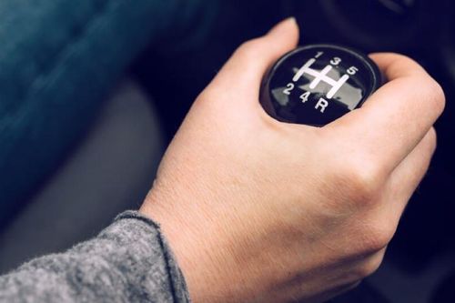 4 lầm tưởng phổ biến về hộp số sàn mà nhiều tài xế Việt vẫn tin là đúng