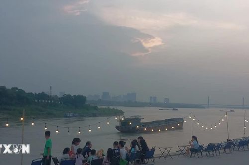 Hà Nội tìm động lực tăng trưởng mới từ kinh tế đêm và công nghiệp bán dẫn