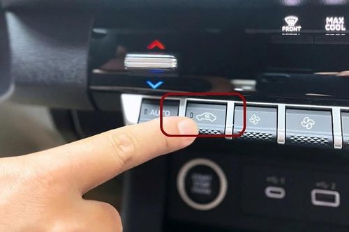 Ngạt khí trong ô tô có phải do chế độ lấy gió trong?