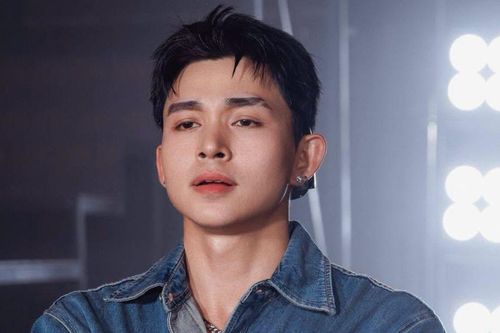 Ấm lòng với số tiền ủng hộ 100 triệu của ca sĩ Jun Phạm
