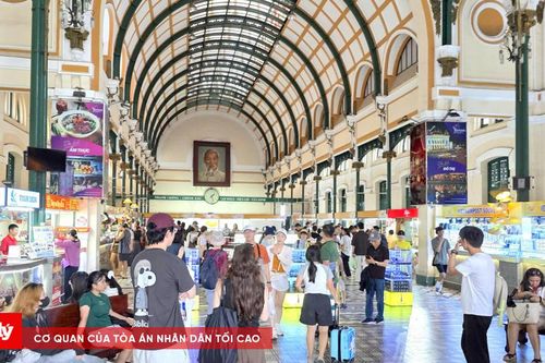 Du lịch TP.HCM thu hơn 237.000 tỷ đồng sau 7 tháng