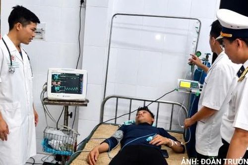 Đặc khu Trường Sa cấp cứu thành công ngư dân bị xuất huyết tiêu hóa