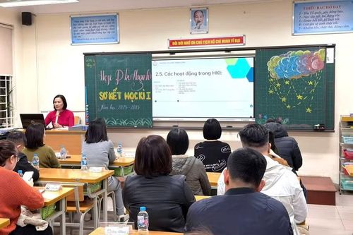 Bộ GD&ĐT đề xuất cấm ban đại diện cha mẹ học sinh thu hộ các khoản cho nhà trường