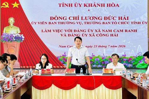 Trưởng Ban Tổ chức Tỉnh ủy Lương Đức Hải làm việc với Đảng ủy 2 xã Nam Cam Ranh và xã Công Hải