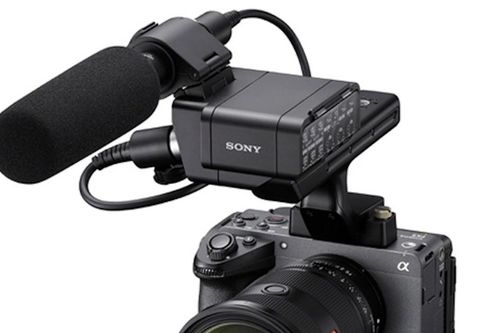 Sony FX5: Bước tiến mới của dòng Cinema Line với cảm biến full-frame 5K và dải tương phản 15 stop