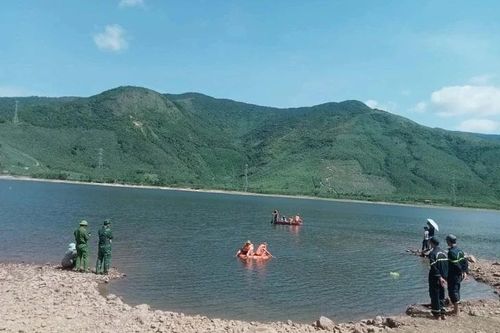 Phát hiện thi thể hai cậu cháu ở dưới hồ thủy lợi