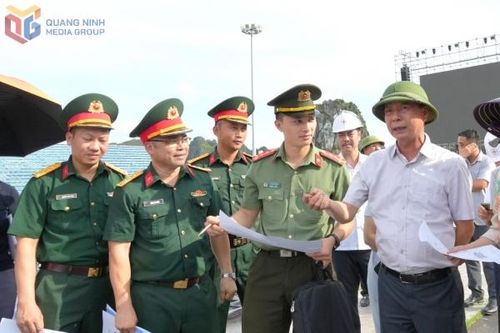 Quảng Ninh: Kiểm tra công tác chuẩn bị chương trình nghệ thuật đặc biệt 'Mãi mãi tuổi 20'