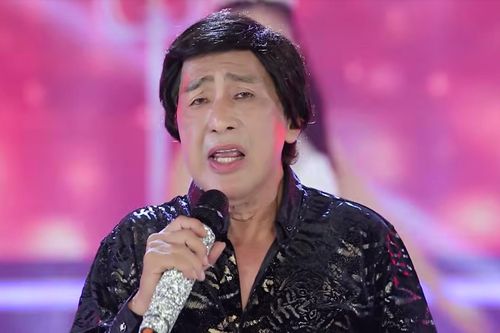 Đời thăng trầm của 'ông hoàng đĩa nhựa' vừa qua đời ở tuổi 72