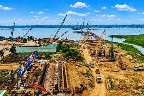 Tin tức đặc biệt trên ấn phẩm Hànôịmới ngày 23-7-2026