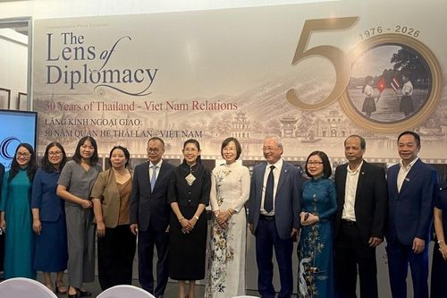 Lưu dấu nửa thế kỷ tình hữu nghị Việt Nam-Thái Lan qua 'Lăng kính Ngoại giao'
