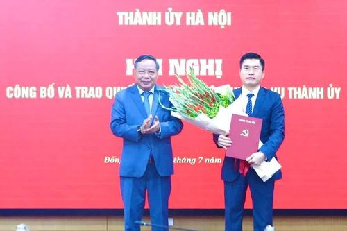 Công bố quyết định của Ban Thường vụ Thành ủy Hà Nội về công tác cán bộ