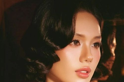 Sóng gió bủa vây 'Hoàng hậu cuối cùng'