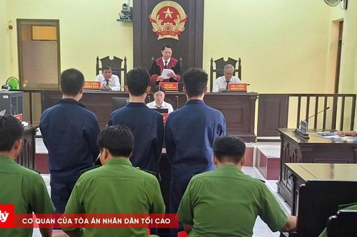 Tuyên án nhóm bị cáo mua bán trái phép chất ma túy