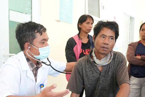 Đưa chăm sóc sức khỏe đến gần người dân