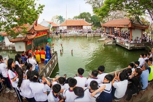 Từ giá trị truyền thống đến miền quê hạnh phúc