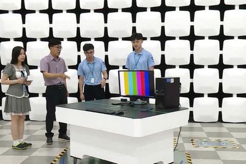 Tạo 'cú hích' phát triển hệ sinh thái khoa học, công nghệ và đổi mới sáng tạo của Thủ đô