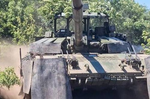 Xe tăng T-72B3A lắp hệ thống phòng vệ Arena-M vẫn không thể chống lại UAV cảm tử