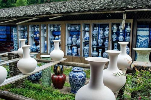 'Thủ phủ gốm sứ' nghìn năm của Trung Quốc trở thành Di sản Thế giới