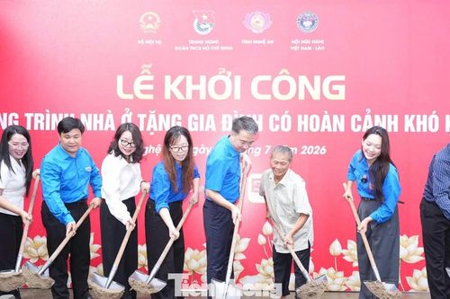 Bí thư T.Ư Đoàn khởi công nhà tình nghĩa cho cựu chiến binh khó khăn