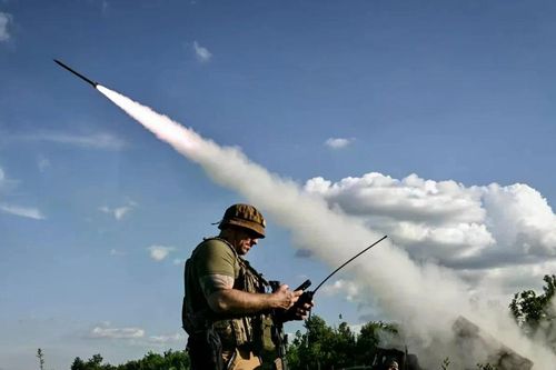 Ukraine tấn công tàu chở hàng quân sự từ Iran đến Nga