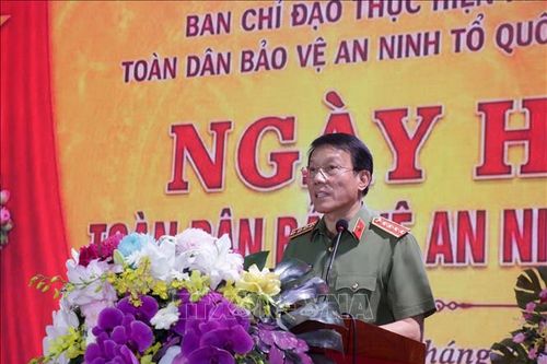 Đại tướng Lương Tam Quang dự Ngày hội toàn dân bảo vệ an ninh Tổ quốc tại Hưng Yên