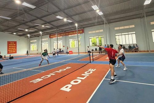 42 tay vợt tranh tài ở Giải Pickleball Khối Cảnh sát điều tra