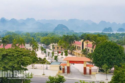 'Mái nhà chung' ấm áp nghĩa tình