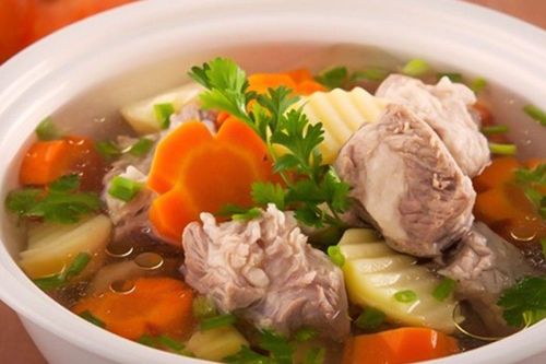 3 nhóm người nên hạn chế ăn canh hầm xương để tránh ảnh hưởng sức khỏe