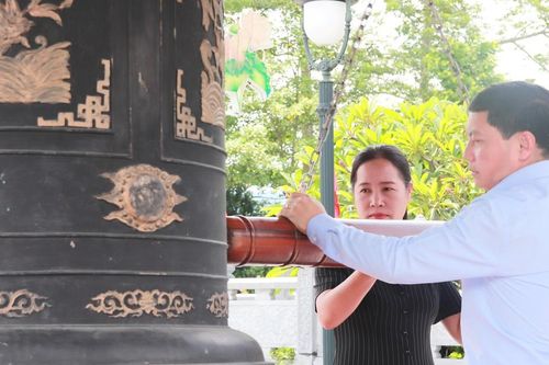 Báo Công lý và TAND tỉnh Tuyên Quang về nguồn tri ân tại Vị Xuyên
