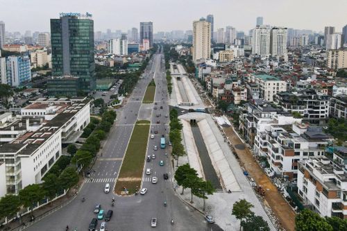 Cận cảnh tuyến đường cửa ngõ Tây Hồ Tây lột xác sau dự án chống ngập