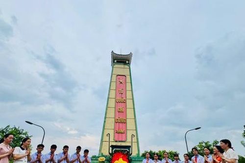 Xã Ô Diên: Thắp lửa tri ân từ những mái trường