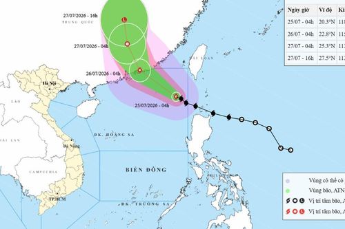 Bão số 2 đang giật cấp 13 trên Biển Đông